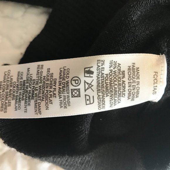 NWT Men's ¼ Zip Sweater - Picture 7 of 7